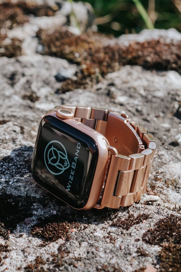 The Tokyo Metal Strap is the perfect solution for you if you like classy and elegant looks. #wizeband #appleproducts #applewatch5 #applewatchband #applewatchstrap #applewatch #series4 #watchos #watchfaces #clockface #series5 #applewatchbands #applewatchfans #applewatch44mm #applewatchseries #applewatchcase #apple #applewatchsportband #bracelets #jewelry #accessories #applewatch42mm #applewatch38mm #applewatchface #applewatch40mm #watchband Timeless Stainless Steel Bracelet Strap Watch Accessories, Modern Adjustable Watch Bands With Polished Finish, Modern Stainless Steel Watch Bands For Gift, Modern Stainless Steel Watch Bands, Trendy Stainless Steel Watch With Bracelet Strap, Trendy Stainless Steel Watch Band With Bracelet Strap, Luxury Stainless Steel Watch Bands As Gift, Luxury Metal Watch Accessories With Metal Dial, Modern Stainless Steel Watch Accessories For Gifts