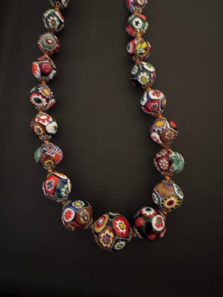 Vintage Jewelry With Large Round Beads, Vintage Multicolor Jewelry With Large Beads, Vintage Round Hand-strung Jewelry, Multicolor Retro Jewelry For Vintage Collection, Vintage Round Bead Necklaces Collectible, Retro Necklace With Large Beads For Gift, Vintage Hand-strung Beaded Necklaces Gift, Vintage Single Strand Wedding Necklace, Vintage Hand-strung Jewelry For Gifts