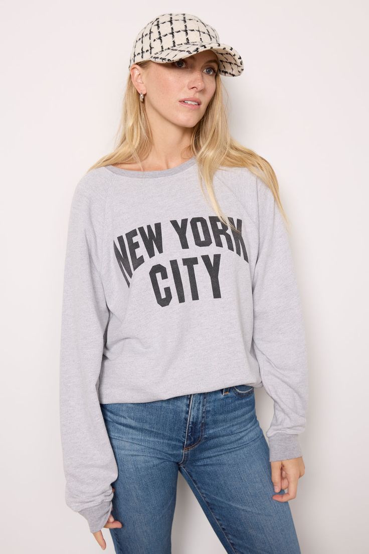 New York City Sweatshirt City Sweatshirt, Look Retro, Retro Brand, Terry Fabric, Black Label, Raglan Sleeve, Capsule Wardrobe, Casual Chic, Sweater Top