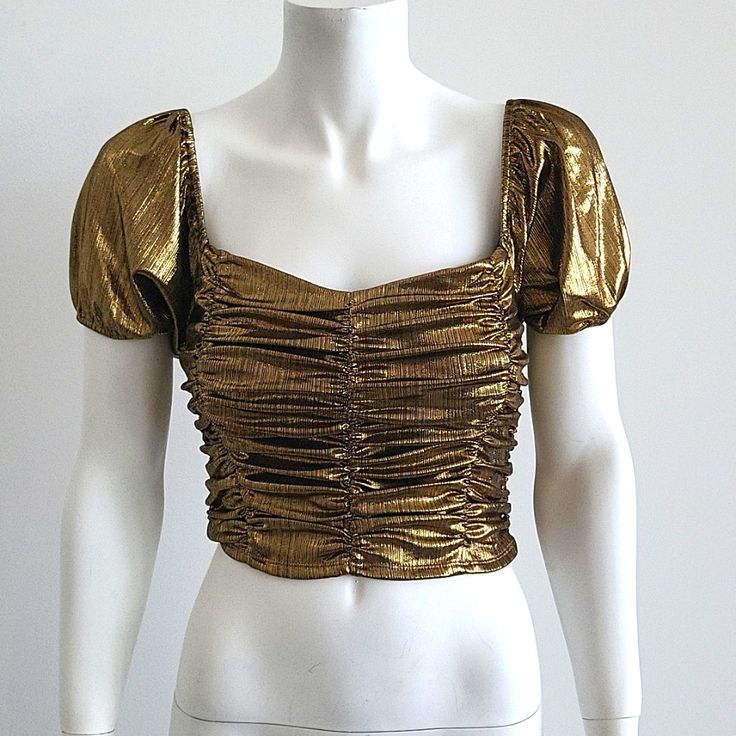 Forever21 Metallic Cropped Top. Nwot, Never Worned Cropped Top, Forever 21 Tops, Forever 21, Womens Tops, Crop Tops, Women Shopping, Gold, Color