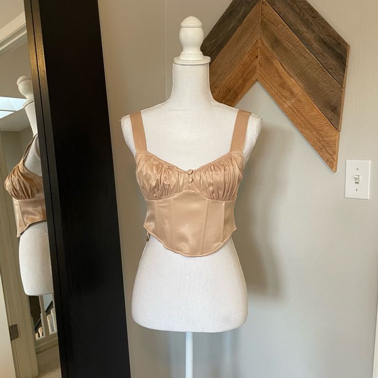 -Zara Bustier Cropped Top -Color: Light Brown -Never Worn / Nwt Beige Satin Fitted Top, Fitted Beige Satin Top, Cream Fitted Satin Top, Fitted Cream Satin Top, Zara Top, Cropped Top, Zara Tops, Color Light, Light Brown