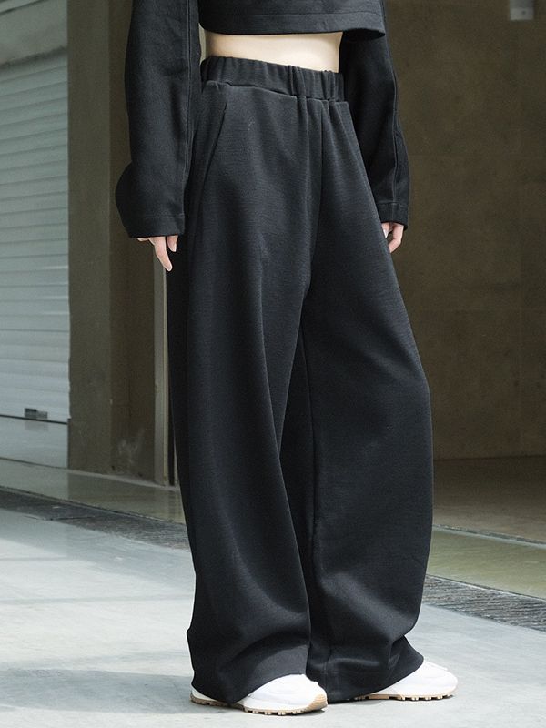 Trendy Loose Pants, Wide Comfy Pants, Oversized Black Pants, Oversized Pants Outfit, Outfits Wide Leg Pants, Baggy Black Pants, Black Pants Baggy, Black Wide Pants, Loose Black Pants