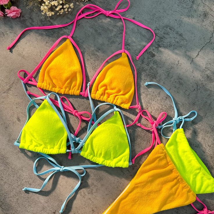 WELCOME TO HELLOLAGIRL Material: This bikini set is made of 82% Polyamide, 18% Spandex.Fabric is very stretch, soft and comfortable. Color: Yellow/green Discription: This bikini set is *Lined Wireless Bra*Padded Bra,removable*Adjustable Panties Cloth length of cups : around 15cm (6in) Size: S, M, L *We recommend taking measurements before ordering. Different brands use different size charts, if you want our items to fit perfectly, please check the size chart below. Thank you. Occasion: Perfect f Neon Swimwear For Beach Party Season, Neon Swimwear For Beach And Pool Season, Neon Swimwear For Pool And Beach Season, Neon Summer Swimwear For Pool, Neon Beachwear Swimwear For Vacation, Neon Stretch Swimwear, Neon Stretch Swimwear For Swimming, Neon Yellow Beachwear For Pool, Neon Beachwear For Vacation