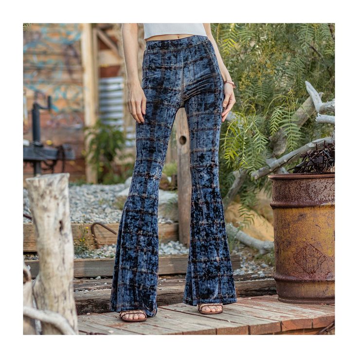 "- Flare pants fit - Inseam 34\" [Size Chart] S (US 3-5) - Bust 33\"- 35\" / Waist 26\"- 27\" / Hips 35\"- 36\" M (US 7-9) - Bust 35\"- 37\" / Waist 28\"- 29\" / Hips 37\"- 38\" L (US 11-13) - Bust 37\"- 39\" / Waist 30\"- 31\" / Hips 39\"- 40\" Model is 5' 9'' and she is wearing size small Thank you for visiting our shop! Please contact us if you have any questions." Stretch Mid-rise Pants For Winter, Fitted Full-length Winter Bottoms, Fitted Winter Bottoms, Mid-rise Blue Bottoms For Fall, Fitted High Rise Bottoms For Winter, Winter Stretch Straight Leg Bottoms, High Rise Blue Pants For Winter, Non-stretch High Rise Pants For Fall, Non-stretch Blue Winter Pants