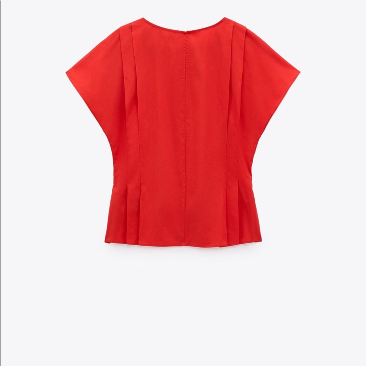 Cotton Solid Summer Office Tops, Red V-neck Top For Office, Red Short Sleeve Blouse For Office, Red Summer Office Tops, Casual Red Blouse For Office, Red Short Sleeve Office Blouse, Casual Red Office Blouse, Classic Summer Office Tops, Casual Red Tops For Work