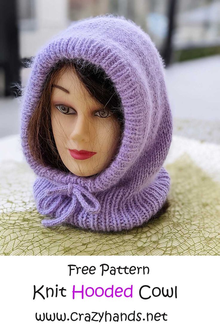 a mannequin head wearing a purple knitted cowl with text overlay that says free pattern