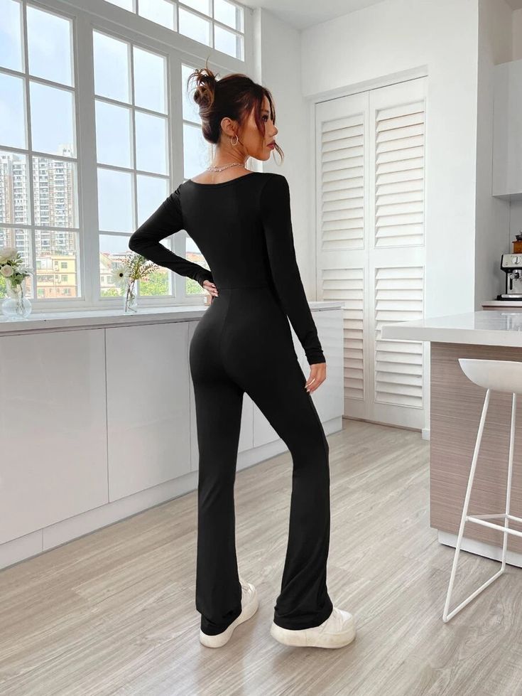 Introducing our Square Neck Flare Leg Jumpsuit, the perfect addition to your casual wardrobe. This jumpsuit features a flattering square neckline, long sleeves, and a high waistline, making it suitable for a range of occasions. Crafted from a slight stretch fabric with a composition of 95% Polyester and 5% Elastane, this jumpsuit is both comfortable and easy to move in. The long flared legs add a touch of sophistication, while the plain pattern keeps the design simple and elegant. With a non-sheer finish, you can wear this jumpsuit with confidence, knowing that it will keep you covered at all times. Care instructions are easy, simply hand wash and avoid dry cleaning.Features: Style: Casual Pattern Type: Plain Length: Long Type: Tee Fit Type: Regular Fit Neckline: Square Neck Sleeve Length: Flare Leg Jumpsuit, Comfy Jumpsuits, Coffee Brown, Rainy Day Outfit, Going Out Dresses, Casual Dinner Outfit, Design Simple, Move In, School Outfit