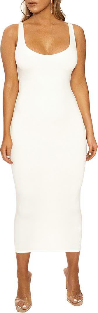 Chic Smoothing Bodycon Dress, Elegant Fitted Smoothing Bodycon Dress, Elegant Fitted Bodycon Dress With Smoothing, Chic Smoothing Fitted Bodycon Dress, Elegant Solid Bodycon Dress With Smoothing Detail, Elegant Scoop Neck Midi Dress For Party, Fitted Midi Dress With Scoop Neck For Party, Elegant Scoop Neck Midi Dress For Night Out, Elegant Bodycon Dress With Scoop Neck