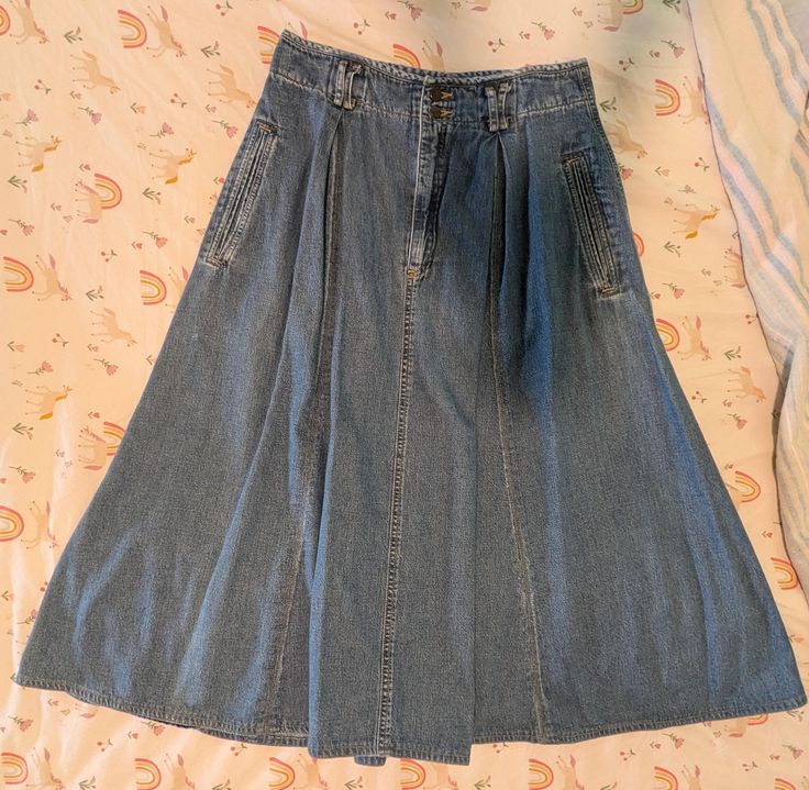 Vintage circa 1990s maxi/midi denim skirt, with front pockets, contrast stitching, generous A-line cut, double belt loops and zipper and metal button detail. From LizWear, the Liz Claiborne company. Size 12 of the 90s is similar to a current size 6. Waist laid flat is approximately 14 3/4", length from waist to hem is approximately 32". See photos for dimensions. 100% cotton, like they used to make denim! In great vintage condition-- no particular issues, a nice weight for fall into winter. Fall Into Winter, Midi Denim Skirt, Beacon Ny, Vintage Denim Skirt, Double Belt, Midi Denim, 90s Denim, Denim Midi Skirt, Jeans Rock