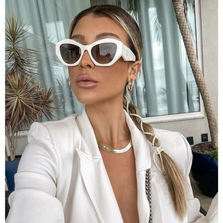 New Prada Pr07ys 142130 White Grey Gradient Cat Eye Women Sunglasses 100% Authentic & Brand New! Same/Next Day Free Shipping! No Offers Accepted. Final Price! Don't Miss Out, Shop Now! Brand: Prada Model Number: Pr07ys / Pr 07ys Color Code: 142130 Gender: Women Frame Shape: Cat Eye Frame Color: White Frame Material: Plastic Frame Type: Full Rim Lens Color: Grey Gradient Lens Material: Plastic Uv Protection: Category 2 Size: 53x19x145 100% Uv Protection. Made In Italy Full Retail Prada Set Includ Prada Symbole Sunglasses White, Prada Sunglasses Women 2023, Miu Miu White Sunglasses, Luxury White Sunglasses For Spring, Trendy White Cat Eye Sunglasses For Party, White Cat Eye Sunglasses With Gradient Lenses For Party, Elegant White Cat Eye Sunglasses For Spring, White Cat Eye Sunglasses With Uv Protection For Parties, Chic White Sunglasses With Uv Protection