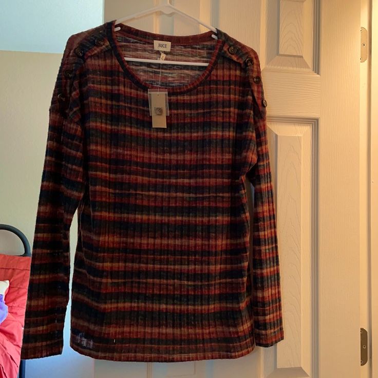 Long Sleeved Top From Buckle. Brand New With Tags Still On. Size Small And Super Soft. Not See Through Long Sleeve Striped Shirt, Sick Clothes, Lace Blouse Long Sleeve, Christmas Clothes, Sheer Lace Top, Cold Shoulder Long Sleeve, Long Sleeved Top, Striped Long Sleeve Shirt, Aesthetic Outfit