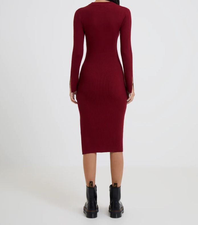 Indulge in luxury with the Alaia Womens Dress In Red Wine. The rich red hue exudes elegance and sophistication, while the expert craftsmanship of Alaia ensures a flawless fit. With a timeless silhouette and impeccable attention to detail, this dress is a must-have for any fashion-forward wardrobe. Red Dress For Fall Gala, Red Dresses For Fall Gala, Elegant Red Midi Dress For Gala, Sleek Red Dress For Formal Occasions, Sleek Red Dresses For Formal Occasions, Sleek Red Formal Dress, Elegant Burgundy Midi Dress, Classic Red Midi Dress For Formal Occasions, Burgundy Fitted Midi Dress For Formal Occasions