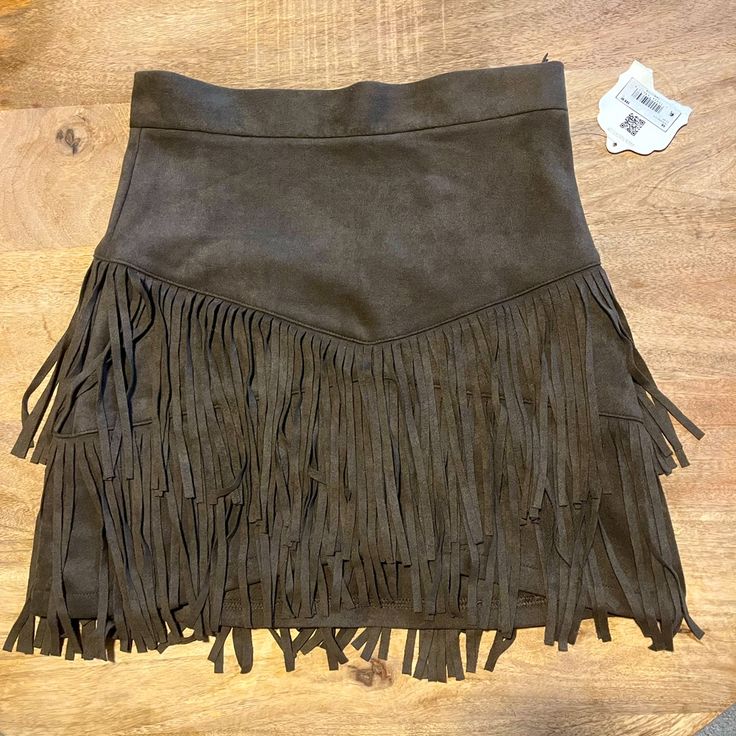 High Waisted Fringe Mini Skirt Nwt Soft And Comfortable Skirt With Side Zipper Fringe Mini Skirt, Suede Fringe Skirt, Comfortable Skirts, Fringe Skirt, Altard State, Suede Fringe, Altar'd State, Side Zipper, Mini Skirt