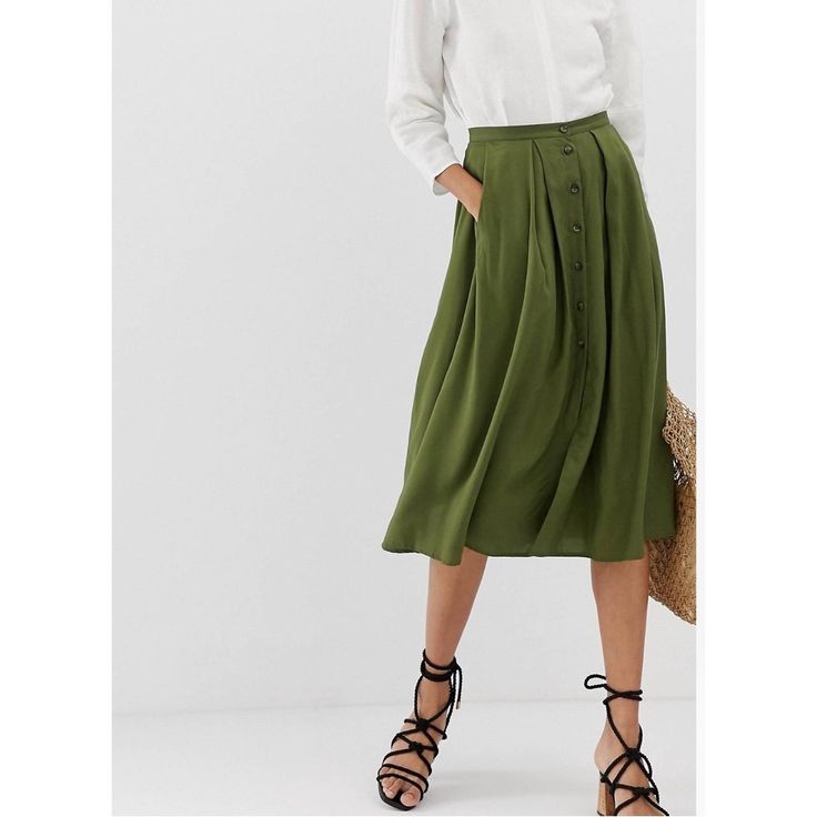 Nwt! Olive Green Colored Button Front Midi Skirt From Asos Design. Size 8 Tall. Approx Measurements Flat: Waist- 14/14.5” Length- 31.5” #Asosdesign #Midiskirt #Buttonmidiskirt #Asosmidiskirt #Greenmidiskirt #Maxiskirt #Madewell #Modcloth #Vintagemidiskirt Green Gathered Midi Length Skirt, Retro Green Midi Skirt, Chic Green A-line Maxi Skirt, Green Knee-length Skirt With Button Closure, Relaxed Full-length Green Skirt, Romeo And Juliet Costumes, Olive Green Skirt, Button Midi Skirt, Green Midi Skirt