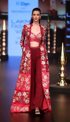 Indo Western Outfits Party Wear Indian Couture, Shrug Ideas Indian, Suits With Jackets Indian, Indowestern Bridal Outfits, Shrug Style Dresses Indian, Indian Inspired Wedding Dress, Plazzo Suits Indian Party Wear, Kurta For Men Traditional, Shrugs For Indian Dresses