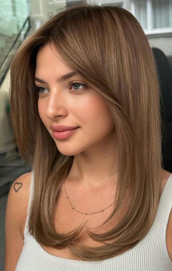 Enchanting Hair Colour Trends to Illuminate 2024 : Dark Sand Beige Hair Color Beige Brown, Short Hair Color Ideas For Brown Skin, Hair Color For Beige Skin Tone, One Colour Brown Hair, Hair Color Morena Skin, Dark Blonde Hair Color With Highlights, Trending Hair Colour 2024, Light Hair Highlights, Best Hair Color For Morena Skin