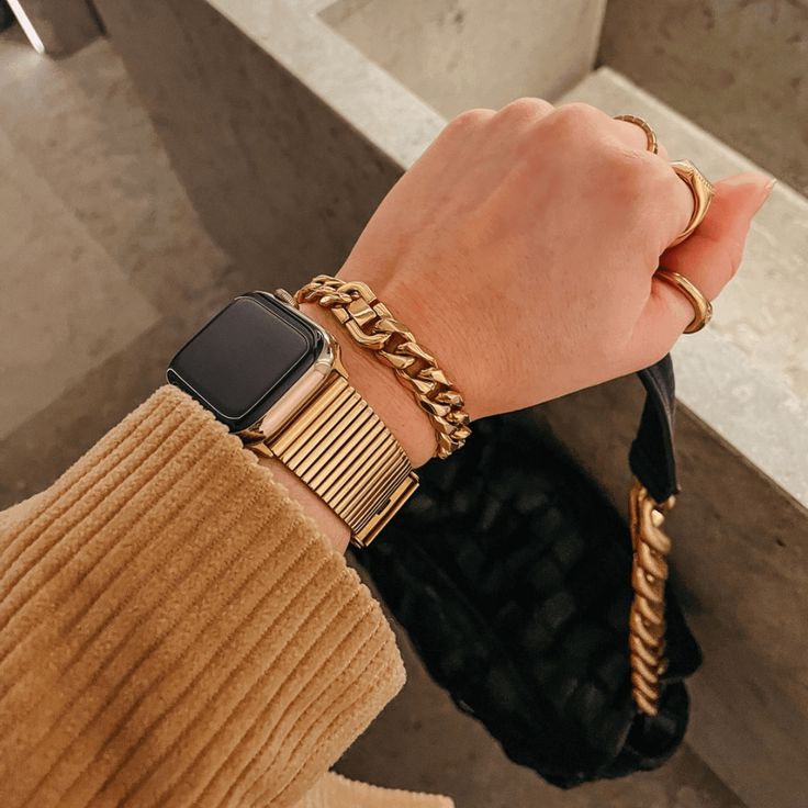 Step up your Apple Watch game with the Iola Metal Band! Firstly, this band, in its stunning apple watch gold band color, doesn't just accessorize; it transforms your style. Crafted from premium steel, it not only stands out on your wrist but also guarantees durability and a lasting shine. Additionally, the Iola Metal Band offers a luxurious feel on your wrist. Constructed from high-quality stainless steel, it combines elegance and resilience seamlessly. Also, you have the option to choose from colors like apple watch Gold band, Silver, or Rose Gold. Each color adds a distinct and beautiful touch to your Apple Watch. Furthermore, adjusting this band is incredibly simple and efficient. Not only does it come with a handy adjustment tool, but it also fits all Apple Watch models from Series 1 t Trendy Gold Watch Accessories For Everyday Use, Modern Gold Watches For Everyday Use, Trendy Gold Metal Watch Bands, Luxury Gold Metal Watch Bands, Modern Gold Metal Watch Accessories, Adjustable Gold Metal Watch Bands, Adjustable Gold Watch Band, Gold Metal Modern Watch Bands, Modern Gold Metal Watch Bands