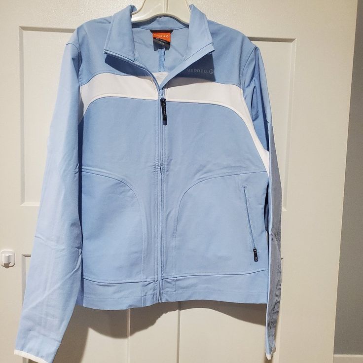 Aeroblock Zip Up Front 2 Zippered Hand Pockets Size Xl Long Sleeved Excellent Condition! Sporty Light Blue Cotton Outerwear, Functional Blue Cotton Outerwear, Blue Athleisure Outerwear With Color Block, Blue Color Block Athleisure Outerwear, White Athleisure Color Block Outerwear, White Color Block Athleisure Outerwear, Zip Up Jacket, Zip Ups, Blue White