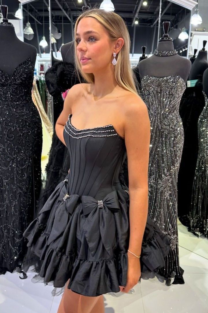 Strapless Black Beaded Short Cocktail Dress with Bow Short Black Homecoming Dresses, Black Satin Prom Dress, Homecoming Dresses Short Black, Black Homecoming Dresses, Black Lace Evening Dress, Black Lace Prom Dress, Black Ball Gown, Mermaid Prom Dresses Lace, Black Homecoming Dress