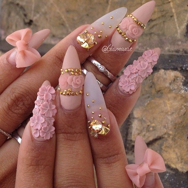 normally something like this is a little too elaborate for my taste but I really want these nails...maybe not the bows at the pinkies but I'm in love w/the rest Ongles Bling Bling, 3d Nail Art Designs, Stiletto Nails Designs, I Love Nails, Fabulous Nails, Beautiful Nail Art, Bling Nails, 3d Nail Art, Cute Nail Designs