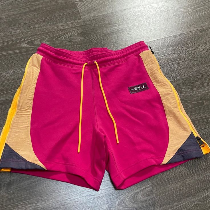 Nike Jordan 23 Engineered Fleece Shorts Fireberry Citron Cz4822-615 Mens New Jordan Shorts, Vintage Football Shirts, Pickle Ball, Jordan 23, Shorts Nike, Vintage Football, Fleece Shorts, Jordans For Men, Shorts Athletic