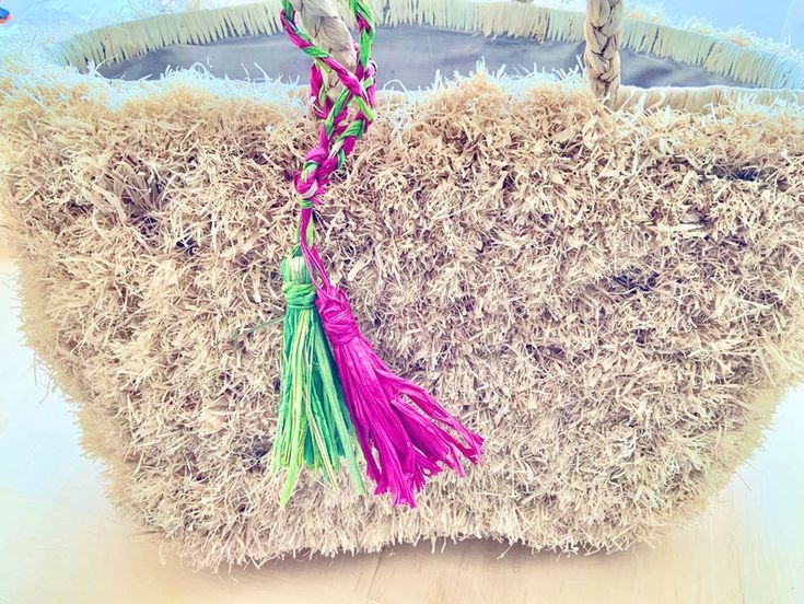 Handmade fuzzy straw bag with inside top lining. Plaited handles and tassels. Many more designs available. French Market Bag, Greek Gifts, Crochet Eyes, Artwork Gifts, French Market, Straw Bags, Bag Cover, Unique Bags, Boho Bag