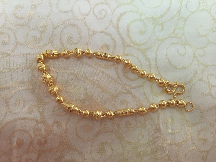 Braslate Design For Women, Braslate Design, Rich Photos, Jewellery Model, Gold Bracelet Simple, Bracelet Luxury, Diamond Bracelet Design, Gold Jewelry Simple Necklace, Gold Pendant Jewelry