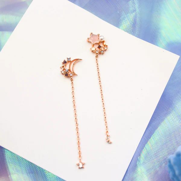 Moon & Star Drop Earrings – Minides Star Drop Earrings, Goddess Jewelry, Moon Star, Jewelry Inspo, Pretty Jewellery, Stars And Moon, 18k Rose Gold, Gold Vermeil, Body Jewelry