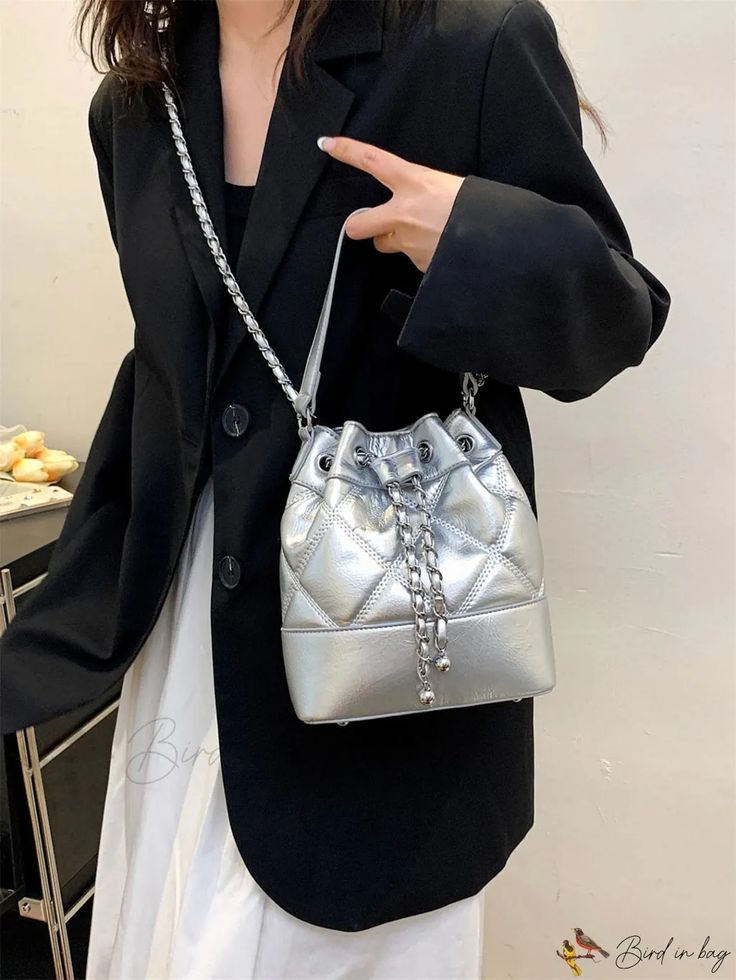 Bird in Bag - Fashionable Bucket Bag with Chain Strap Shoulder Design Bag, Bag With Chain, Argyle Pattern, Chain Pattern, Satchel Bag, Bag Bag, Bird In Bag, Mini Fashion, Chain Strap