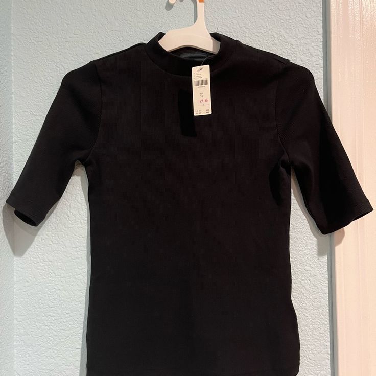 Women’s Xs Black Anthropologie Turtle Neck Tee Brand New Anthropologie Top, New Color, Anthropologie, Turtle Neck, Womens Tops, Tops & Tees, Brand New, Women Shopping, Black