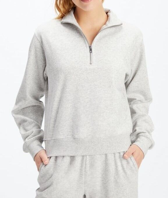 Athleisure Relaxed Fit Sweatshirt For Relaxation, Relaxed Fit Athleisure Sweatshirt For Relaxation, Relaxed Fit Athleisure Sweatshirt With Pockets, Sporty Relaxed Fit Sweats For Relaxation, Relaxed Fit Half-zip Sweatshirt For Loungewear, Cotton Athleisure Sweatshirt For Relaxation, Relaxed Fit Solid Top With Ribbed Waistband, Solid Relaxed Fit Top With Ribbed Waistband, Relaxed Fit Top With Ribbed Waistband