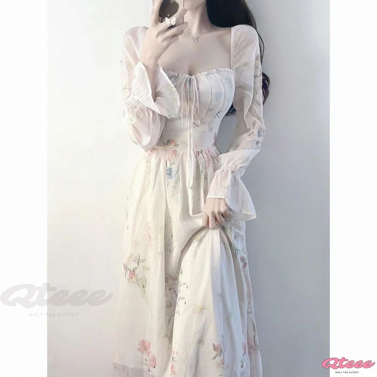 Floral Chiffon Maxi Dress for Tea Party Aesthetic Gowns Prom, Pretty Princess Dresses, Venus Flowers, Delicate Outfits, Flowers Fairycore, Fairycore Princess, Flower Outfit, Flared Dresses, Long Floral Dress