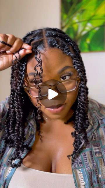 D’Andre Wilson on Instagram: "How I install mini twists with extensions! The hair I used is called - Realistic Ghana Twist Springy Water Wave (14 inches)   #minitwisttutorial #naturalhaircare #protectivestyles" Hairstyles With Mini Twists, Natural Twists With Extensions, Ghana Twists Hairstyles, Medium Twists With Extensions, Water Wave Twists, Mini Braids With Extensions, Mini Twists Natural Hair With Extensions, Mini Twist With Extensions, Water Wave Hairstyles