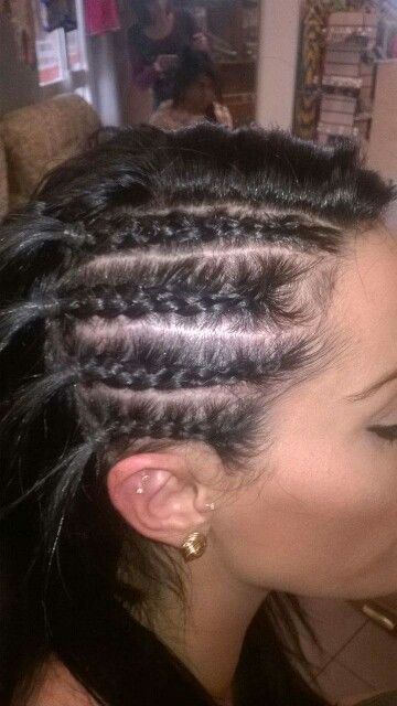 Side cornrows done at H.O.A http://www.truelocal.com.au/business/house-of-africa/athol-park White Girl Braids, Hair To The Side, Braid Your Own Hair, Business House, Braid Crown, Side Cornrows, Weave Hairstyles Braided, Two Braid Hairstyles, How To Braid