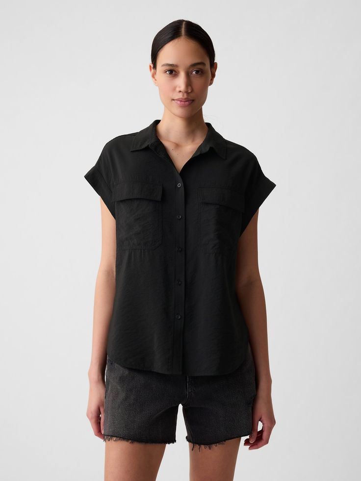 Soft woven blend utility shirt.  Point collar.  Short sleeves.  Button front.  Patch pockets at chest.  * Fit: Classic.  A straight & easy fit.  Hits at the hips.  Models wearing Gap Utility Shirt, 50 Off Sale, New Woman, Toddler Boys, New Outfits, Patch Pocket, Black Shirt, Gap, Short Sleeves