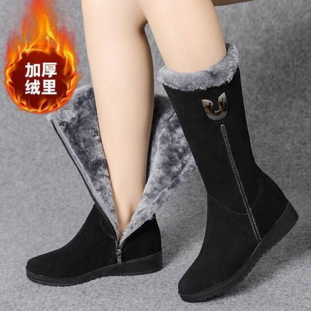 Flat Black Winter Boots, Casual Flat Winter Boots, Fur Boots Women, Ladies Long Boots, Boots 2020, Zippers Fashion, Winter Shoes For Women, Faux Fur Boots, Rounded Toe Boots