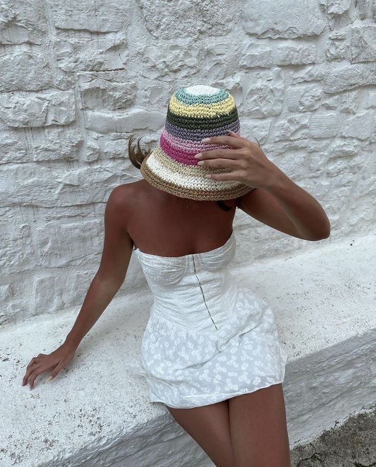 Summer Vacay Outfits, European Summer Outfits, Spring Break Outfit, Europe Outfits, Vacay Outfits, 2024 Spring Summer, Euro Summer, Sleeveless Short Dress, Going Viral