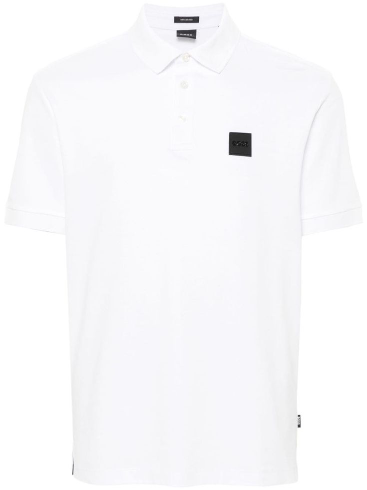 white cotton polo collar appliqué logo short sleeves ribbed cuffs short side slits straight hem short front button fastening