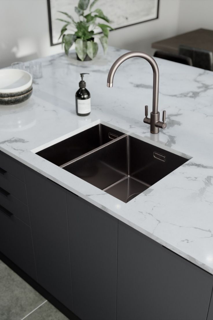 PVD stainless sinks 2022 Kitchen, Contemporary Kitchen Sinks, Kitchen Basin, Kitchen Sink Organization, Open Plan Kitchen Dining Living, Modern Kitchen Sinks, Cool Room Designs, Aluminium Kitchen, Stainless Sink