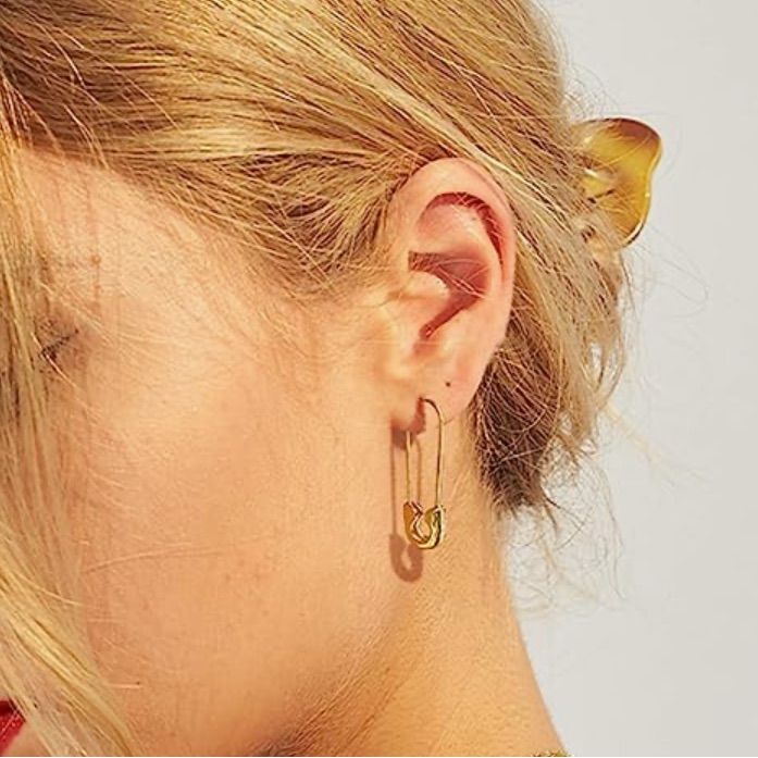 Brand New/) $70 Gold Paperclip Earrings For Formal Events, Everyday Safety Pin Single Earring, Gold Clip-on Hoop Earrings In Sterling Silver, Gold Sterling Silver Clip-on Hoop Earrings, Classic Gold Paperclip Earrings, Gold Safety Pin Earrings For Everyday, Minimalist Gold Safety Pin Earrings, Minimalist Safety Pin Jewelry For Pierced Ears, Single Safety Pin Earring