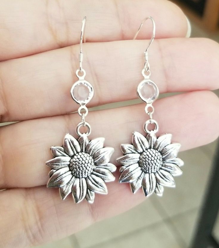 Orange City, Sunflower Jewelry, Sunflower Earrings, Silver Dangle Earrings, Positive Life, Silver Earrings Dangle, Jewelry Silver, Positive Attitude, Sunflower