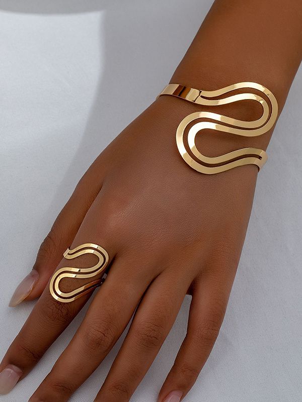 Geometric Hollow Solid Color Bracelet + Rings Accessories Two Pieces GOLD-One_size Gold Alloy Rings For Party, Gold Alloy Body Jewelry Gift, Adjustable Metal Bangle Jewelry, Gold Alloy Ring Jewelry, Gold Alloy Ring, Gold Alloy Open Ring Jewelry, Trendy Gold Metal Body Jewelry, Gold Alloy Bracelets For Party, Gold-tone Bangle For Party