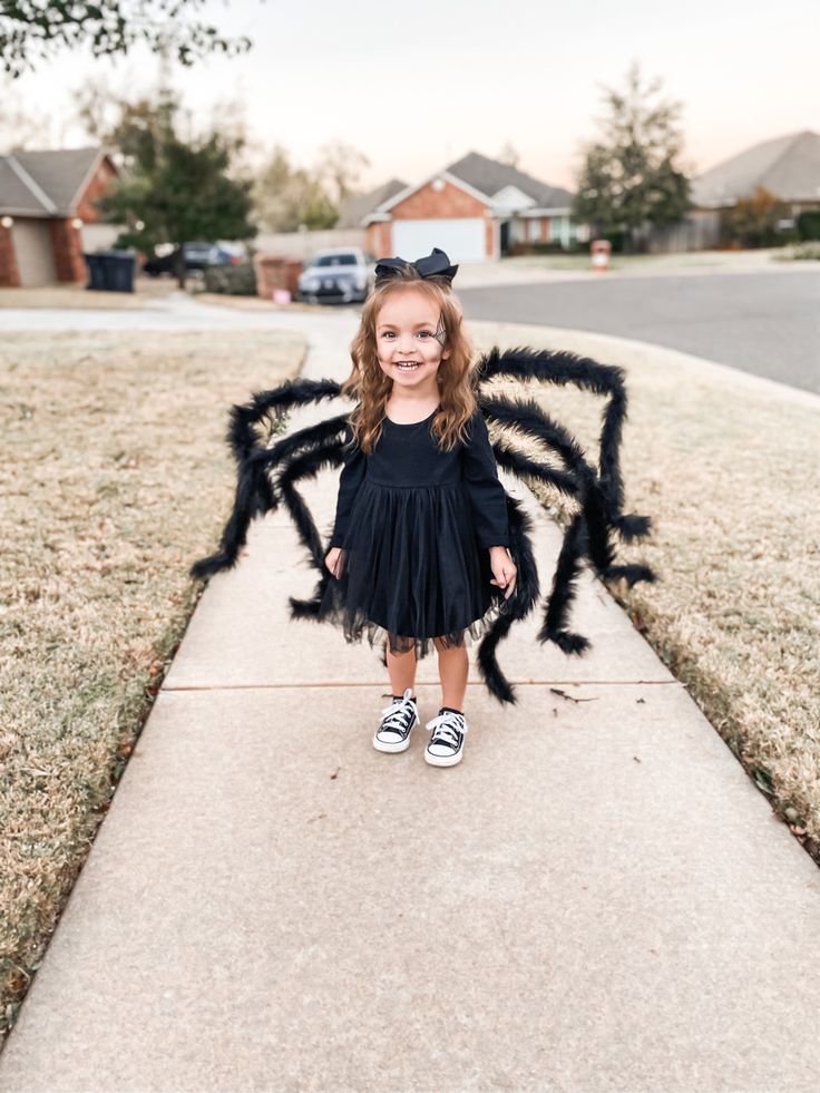 Toddler Spider Costume Diy, Spooky Toddler Halloween Costume, Spider Princess Costume, Halloween Costumes 5 Year Girl, Kid Halloween Costumes Girl, Halloween Costumes For 2 Year Girl, Spider Family Costume, Diy Toddler Costumes Girl, Diy Toddler Halloween Costumes Girl