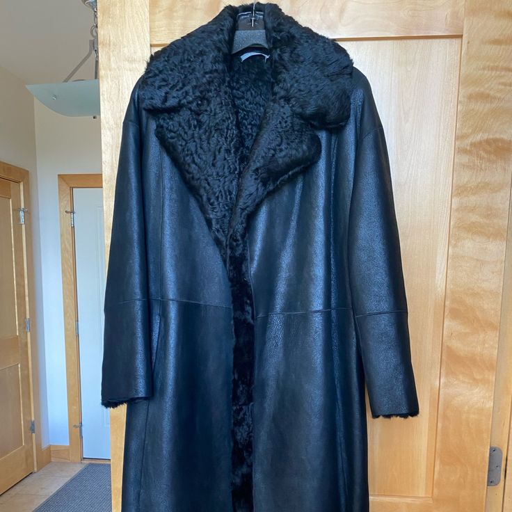 Gorgeous Vince Lamb Shearling Coat. Brand New. Never Worn. Beautiful Of The Highest Quality. Sizes/P. There Are Hooks To Close The Coat Black Shearling Long Sleeve Outerwear, Sheepskin Fur Coat With Faux Fur Lining For Work, Chic Black Sheepskin Fur Coat, Sheepskin Fur Coat With Faux Fur Trim For Work, Chic Black Shearling Outerwear, Elegant Black Outerwear With Faux Fur Lining, Shearling Fur Coat With Long Sleeves For Work, Elegant Shearling Outerwear For Cold Weather, Chic Black Shearling Fur Coat