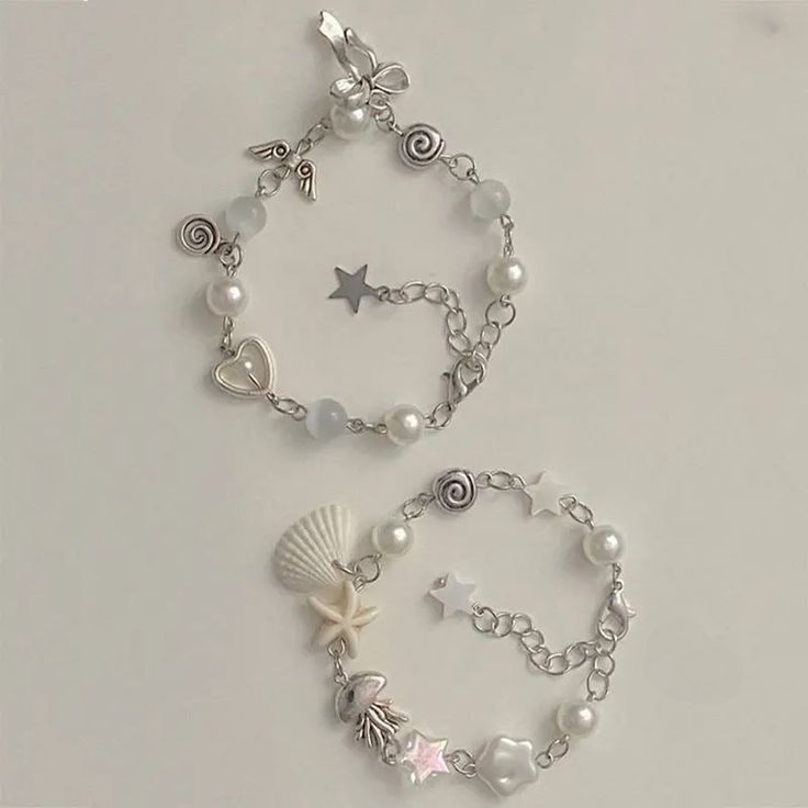 A Bracelet Idea, Cute Charm Bracelet, Beaded Bracelets Cute, Matching Charm Bracelets, Shell Bracelet Ideas, Crystal Bead Bracelet Ideas, Matching Bracelet Ideas, Cute Bracelets Ideas, Crystal Bracelet Ideas