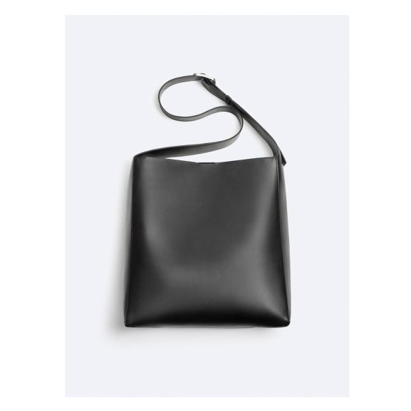 PLAIN TOTE BAG On-the-go Tote Shoulder Bag With Top Carry Handle, Chic Square Bucket Bag For On-the-go, Minimalist Large Capacity Square Bag, Minimalist Rectangular Shoulder Bag For Errands, Classic Rectangular Hobo Bag For On-the-go, Modern Rectangular Bucket Bag For On-the-go, Modern Bucket Bags For On-the-go, Minimalist Rectangular Bucket Bag For Errands, Minimalist Rectangular Bags For Errands