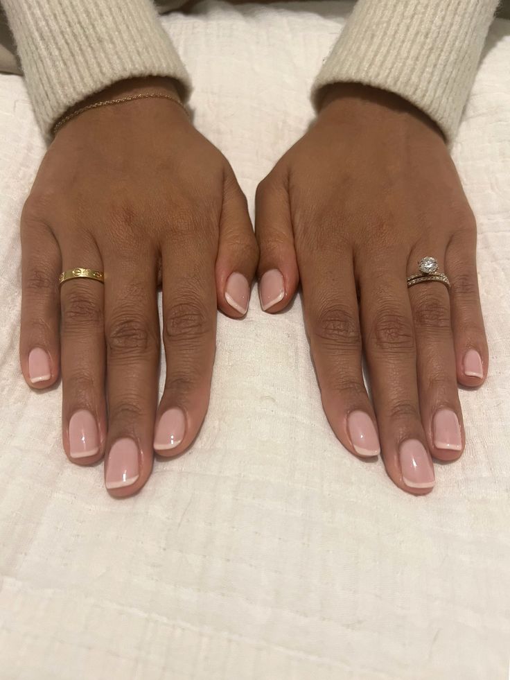 American Style Manicure, American Tip Nails Gel, Short American Manicure, French And Solid Nails, French Tip Nails By Skin Tone Range, French Tip Manicure Natural, American Pedicure, Manicure Trends 2023, Regular Manicure Nails