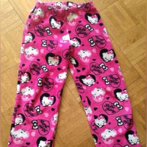 Need In Xxs/Xs Or Youth 12-14 Around There Hello Kitty Plush Pj Pants, Hello Kitty Pyjamas Pants, Y2k Pyjamas, Pajama Pants Aesthetic, Hello Kitty Pyjamas, Cute Pj Pants, Y2k Pjs, Hello Kitty Pjs, Fuzzy Pajamas