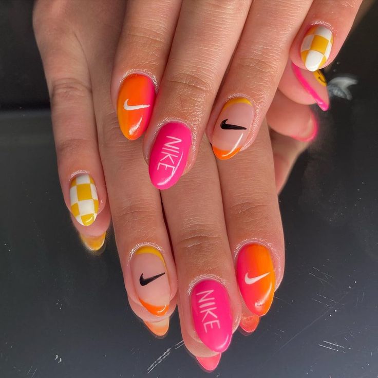 Runner Nails Design, Cute Nail Ideas Winter, Track Nails Designs, Cute Basketball Nails, Basketball Gel Nails, Basketball Nail Art, Basketball Nails Designs, Sports Nails Designs, Nike Nails Designs