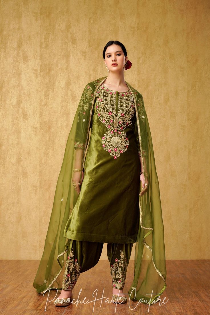 Mehendi Green Velvet Punjabi Salwar Kameez Kundan Straight Kurta Set For Transitional Season, Traditional Floor-length Unstitched Suit With Dupatta, Kundan Salwar Kameez For Wedding, Kundan Salwar Kameez For Wedding With Straight Kurta, Bollywood Pista Green Salwar Kameez With Intricate Embroidery, Traditional Kundan Salwar Kameez With Intricate Embroidery, Kundan Salwar Kameez With Intricate Embroidery For Diwali, Traditional Kundan Straight Kurta Set, Elegant Unstitched Kundan Suit For Festive Occasions